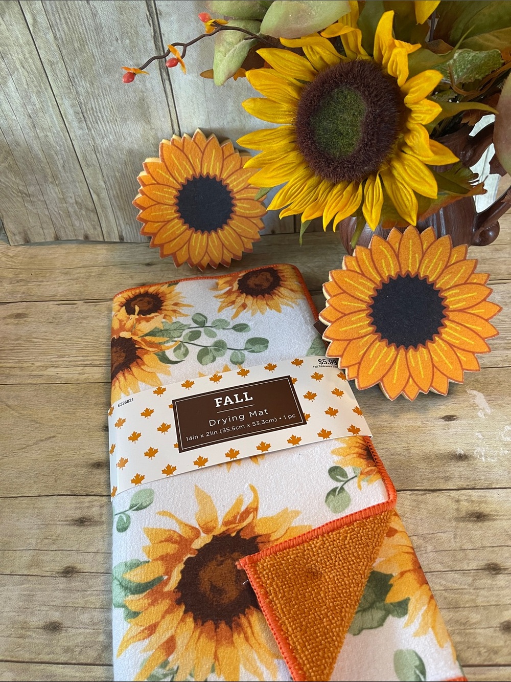 Bundle of Three Sunflower Print Dish Drying Mat & 2 Sunflower Scrubbers
